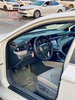 تۆیۆتا کامری